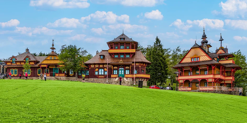 Pustevny: Objevte kouzelné ubytování na hřebeni a turistické trasy v okolí