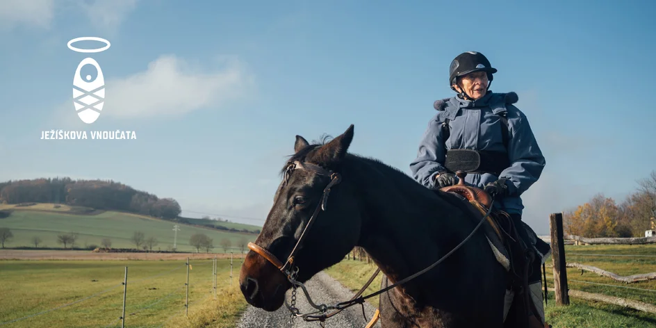 Ježíškova vnoučata: Splnili jsme přání paní Miladě, v 85 letech jela znovu na koni