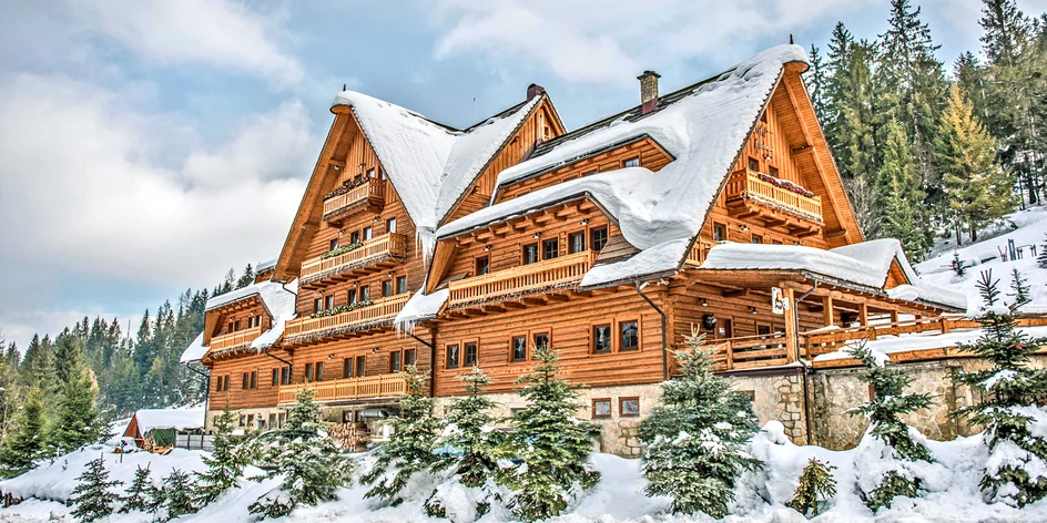 Horský hotel blízko hranic s neomezeným wellness