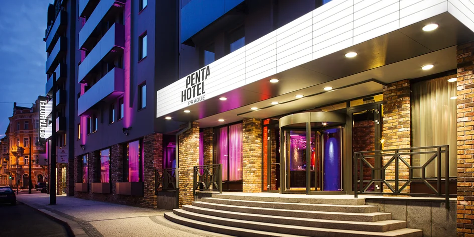 Moderní hotel v pražském Karlíně se snídaní