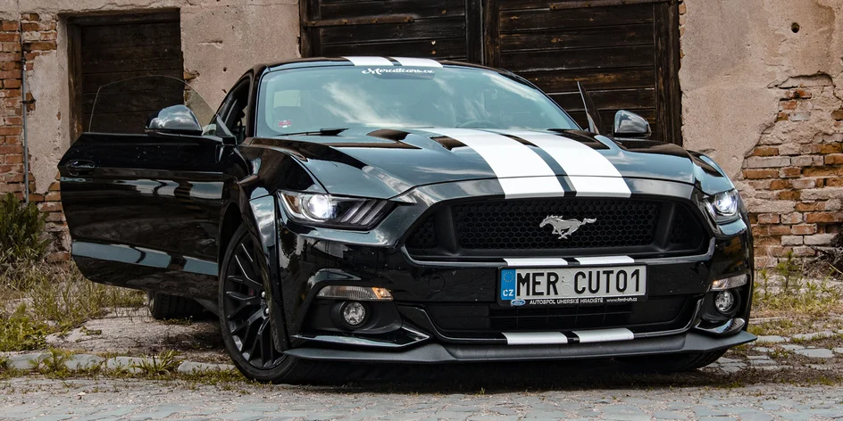 Jízda snů v nadupaném Fordu Mustang GT pro 1 i 2