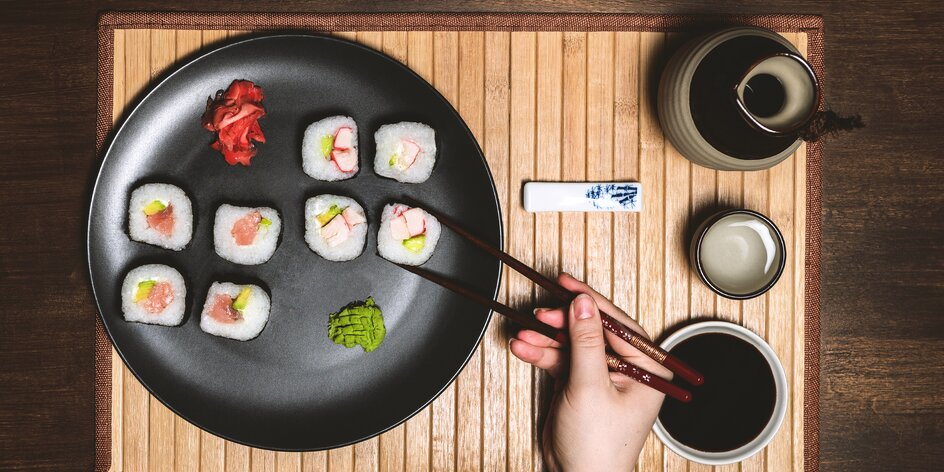 Recept na domácí sushi. Udělejte si vlastní maki, nigiri a uramaki