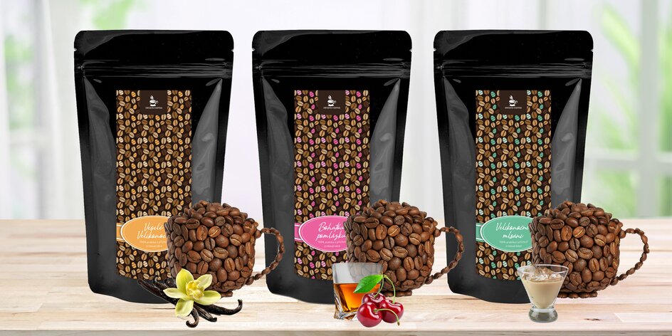Tři balíčky zrnkových káv s příchutěmi