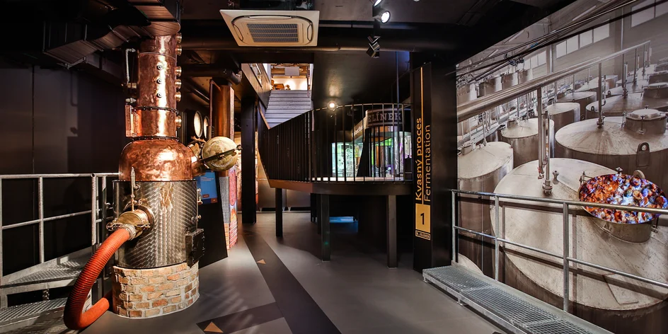 Muzeum slivovice R. JELÍNEK: prohlídka i pobyt pro dva