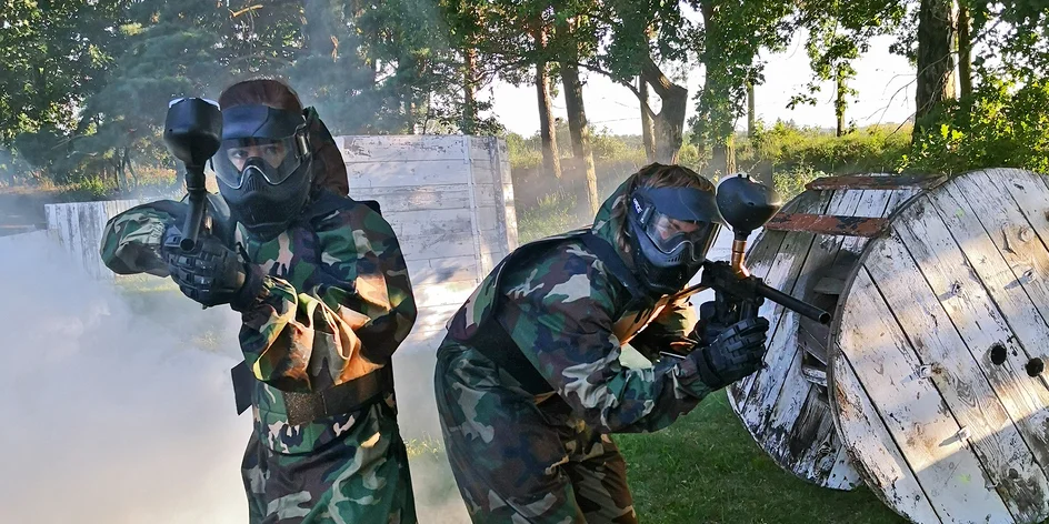 Paintball u Pardubic: 3 hodiny hry až pro 10 osob