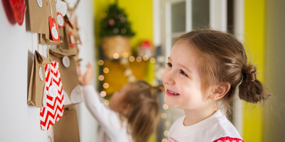 Co dát do adventního kalendáře pro děti? Tipy na dobrůtky a úkoly