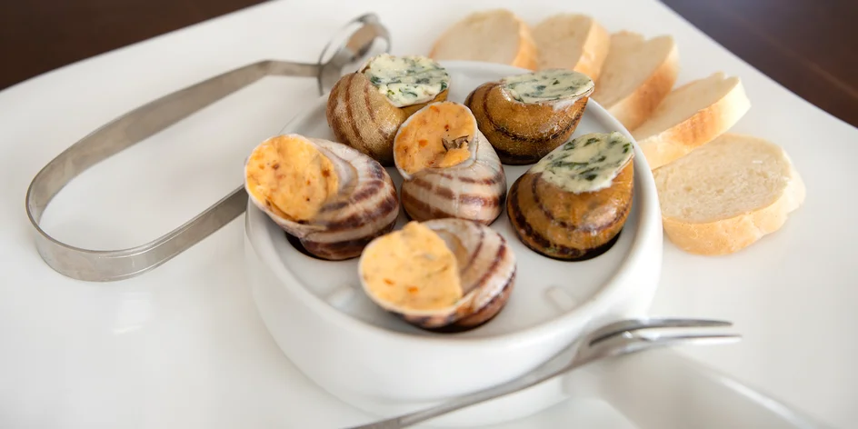 Šnečí lahůdky: dva druhy paštik i maso v ulitě