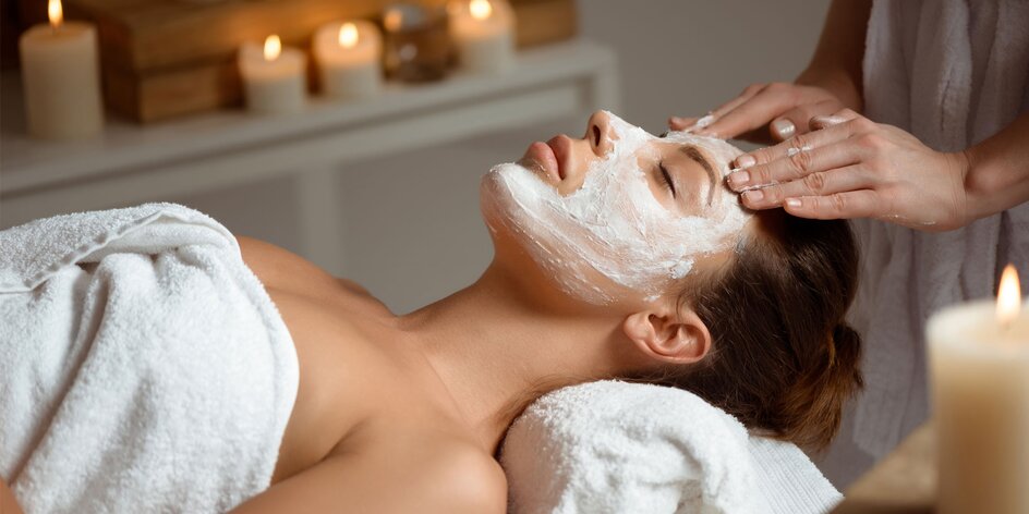 Kosmetická ošetření: čištění, maska i kolagenové nitě