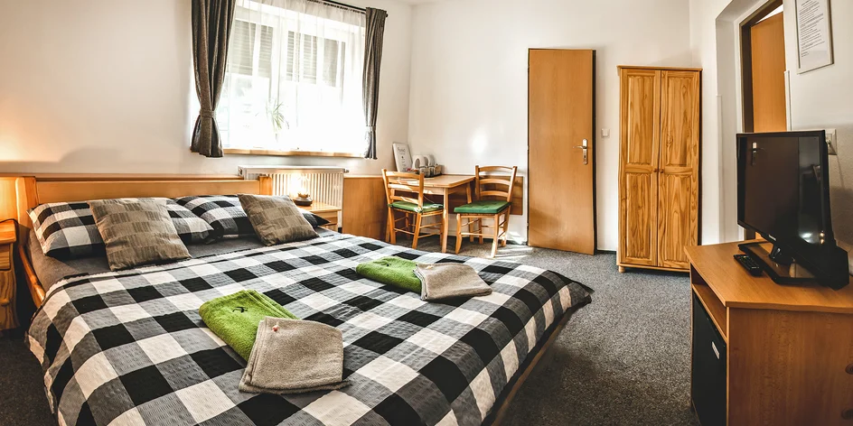 Český Krumlov: pobyt kousek od centra se snídaní