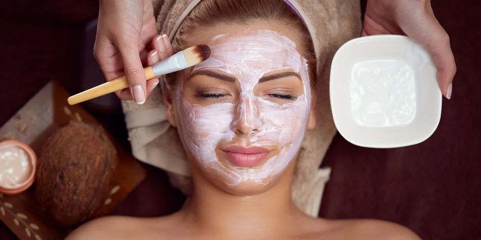Kosmetické ošetření, péče o aknózní pleť i anti-age