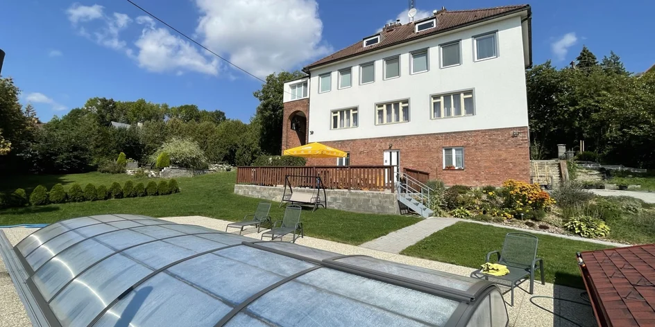 Moderní studia na dosah Babiččina údolí i Kuksu