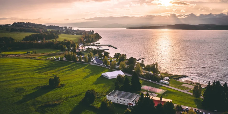 Dovolená u Lipna se snídaní či polopenzí