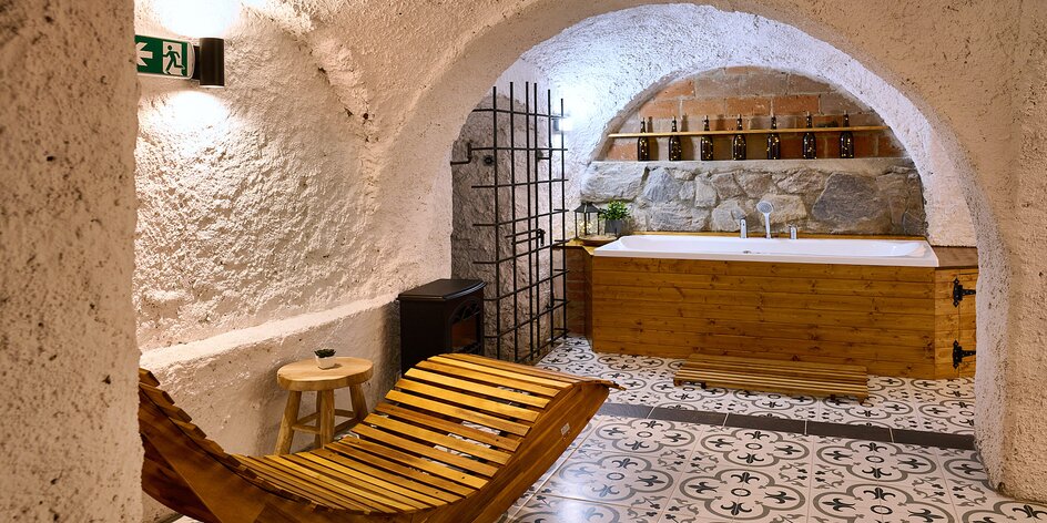 Pobyt v luxusním sklepě s vlastní vířivkou a saunou