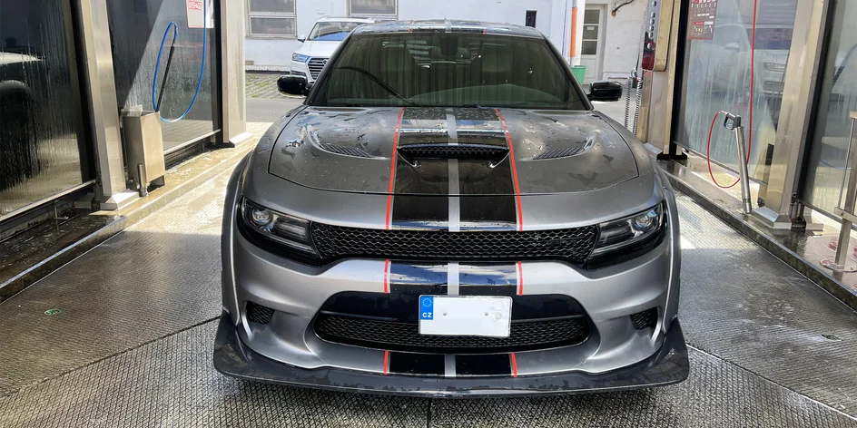 Superjízda v Dodge Charger: 15 minut až 24 hodin