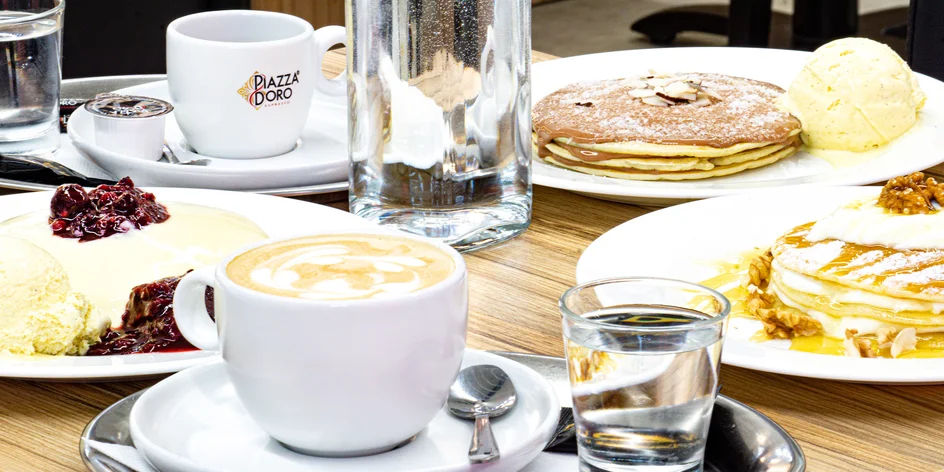 Domácí lívance a káva nebo čaj pro 1 či 2 osoby