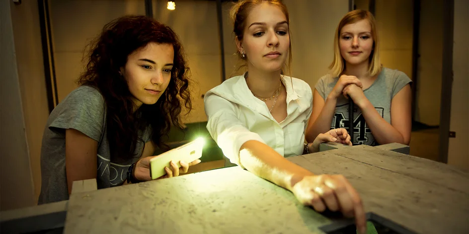 Úniková hra Paralelní vesmír ve dvou variantách