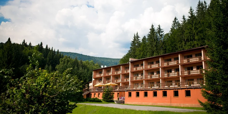 Relax pod hřebeny Javorníků: polopenze i bazén
