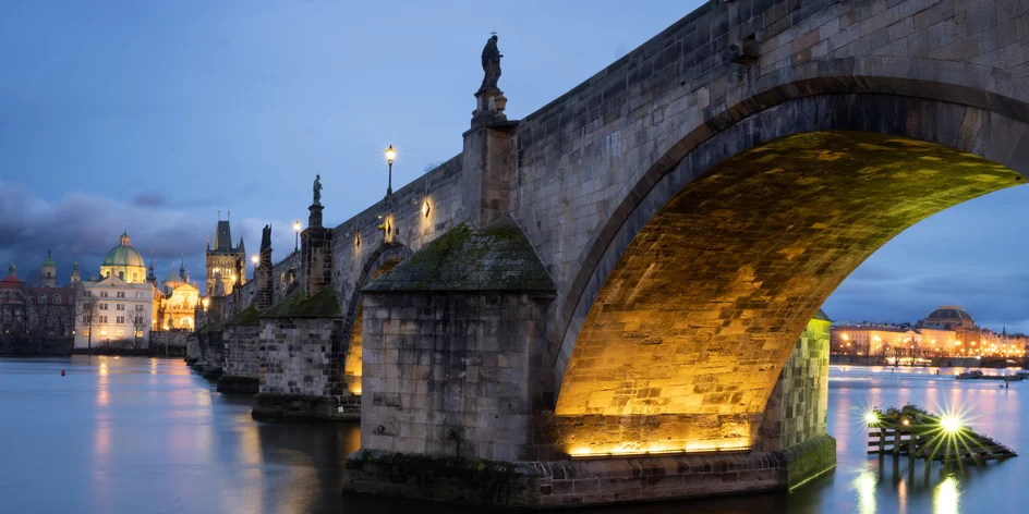 Kurz focení v centru Prahy: cestovatelské, noc i základy