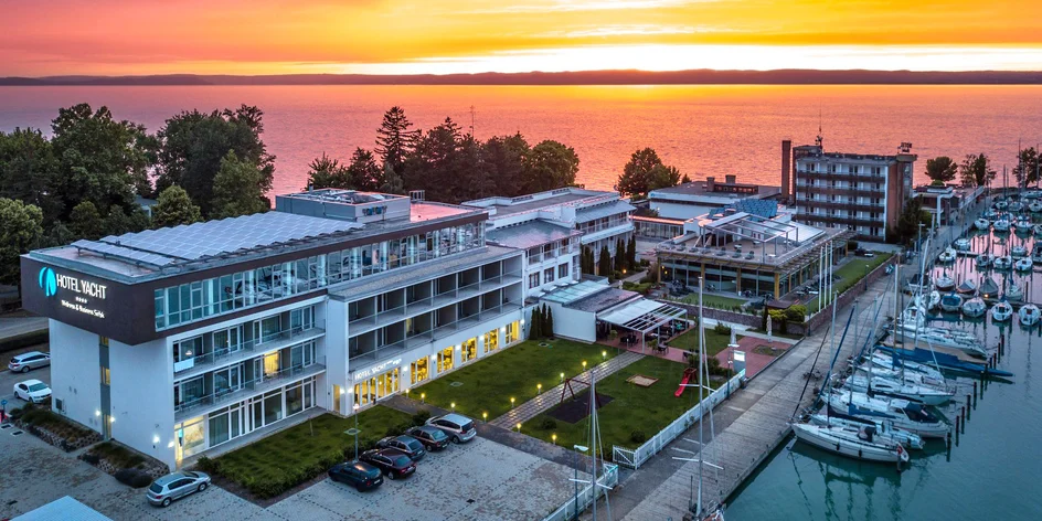 Dovolená u Balatonu s polopenzí a wellness