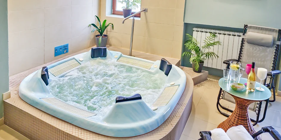 Privátní vířivka a sauna až na 120 min. pro 2 osoby