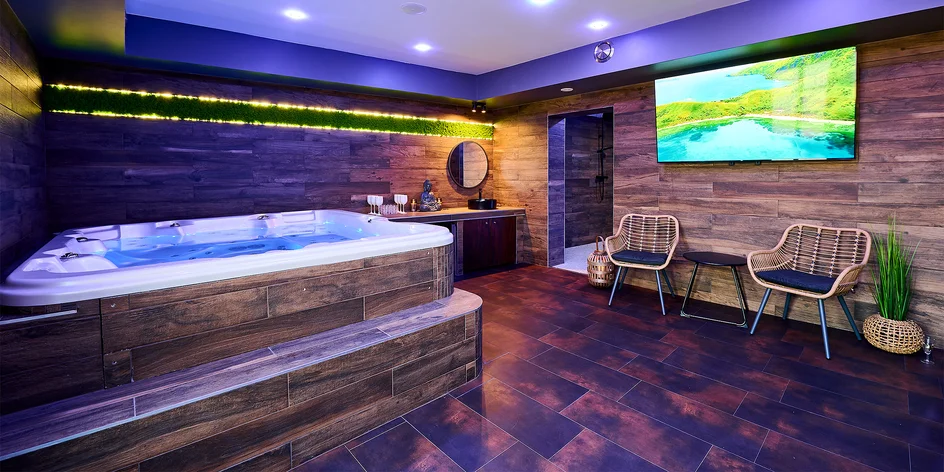 Privátní wellness s vínem a venkovní terasou pro dva