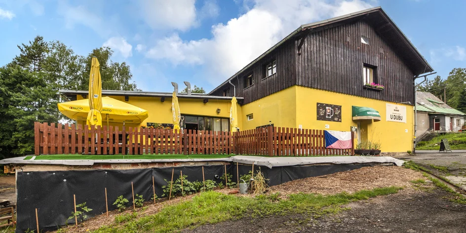 Penzion pod Tanvaldským Špičákem: hřiště, gril i bazén