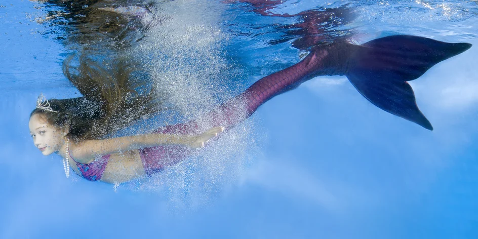 Mermaiding pro děti: lekce pro děti od 8 let i tábor