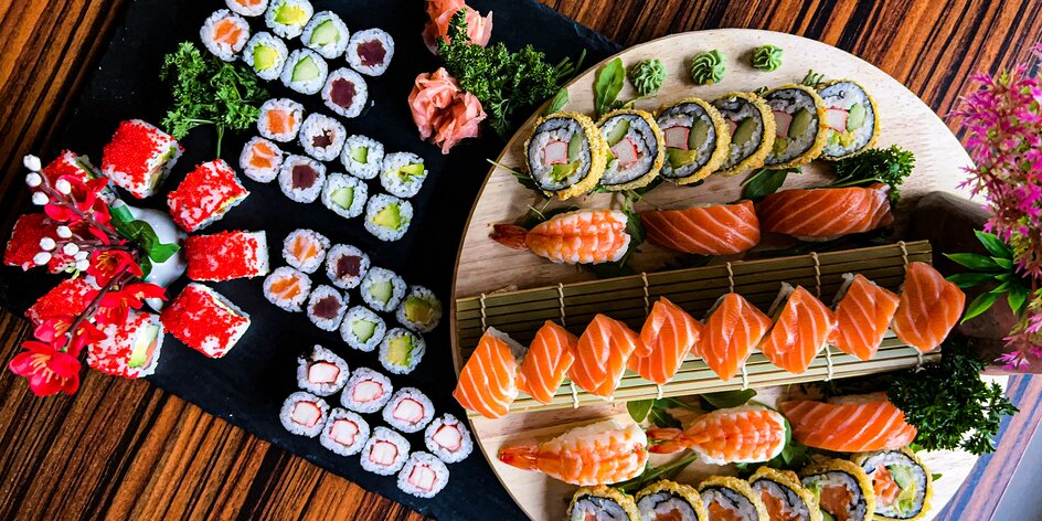 Pestré sushi sety 30, 52 nebo 74 rolek