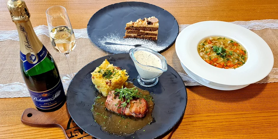 2 hodiny ve wellness i 3chodové menu pro 2 osoby