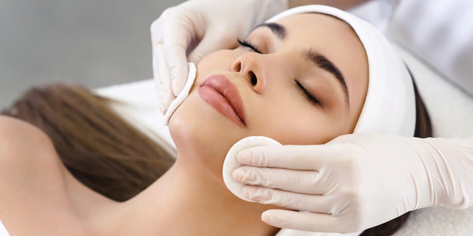 Kosmetické ošetření pleti: peeling, čištění i masáž