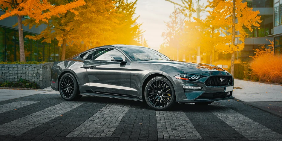 Pořádná jízda ve Fordu Mustang: 24 hod. i víkend