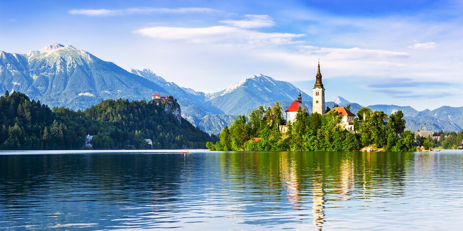 Zamiřte na otočku do Slovinska: jezero Bled, soutěska Vintgar i tradiční kremšnit