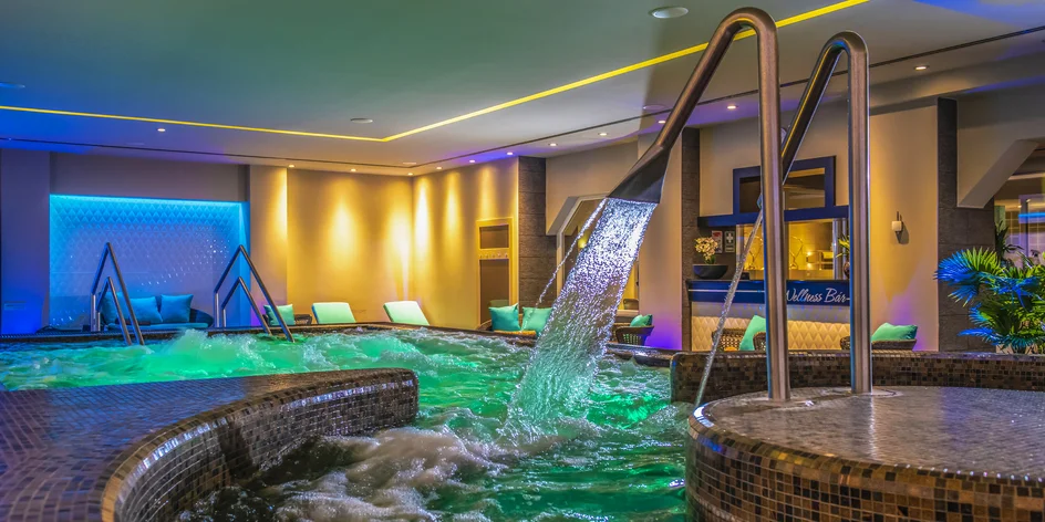 Termály Hajdúszoboszló: 4* hotel s wellness i vstupy