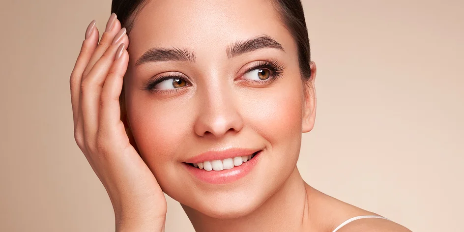 Lash lifting a výživa řas i barvení a úprava obočí