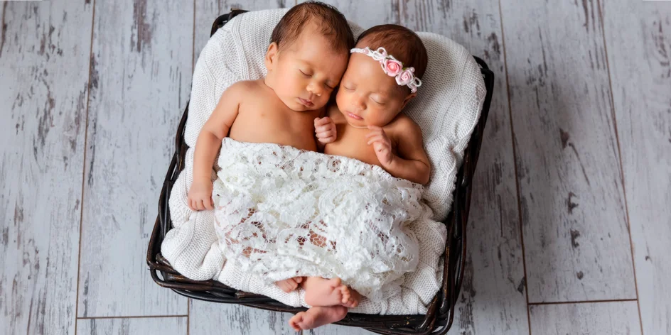 Newborn focení v ateliéru i těhotenské či rodinné venku