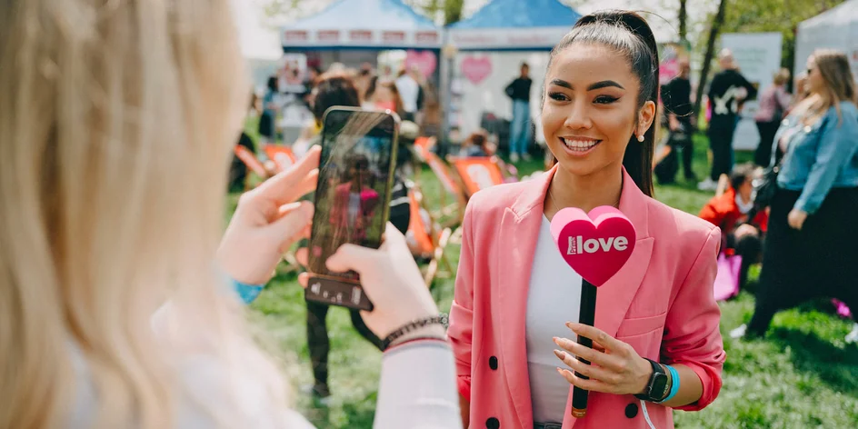 DERMACOL LOVE DAY: zábava a plná dárková taška