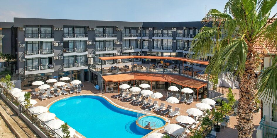 Turecko letecky: 3*+ hotel s all inclusive a bazénem