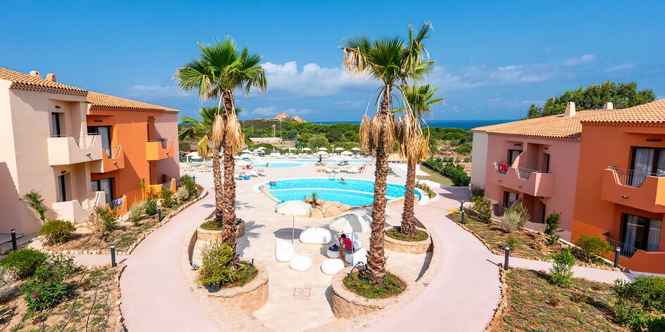 Sardinie: 4* hotel, all inclusive, bazén i letenky