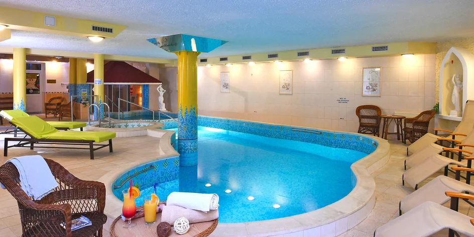4* wellness pobyt v Egeru se stravou, wellness i návštěvou sklípku