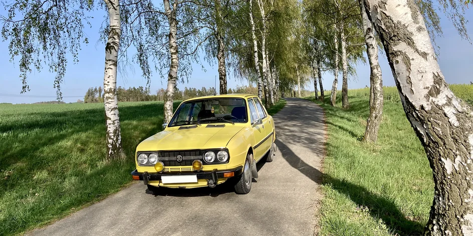 Historická Škoda 120 na 1-5 dní i s piknikovým košem