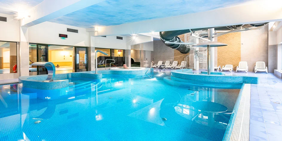 Zawiercie: 4* hotel, sauny, bazény, polopenze