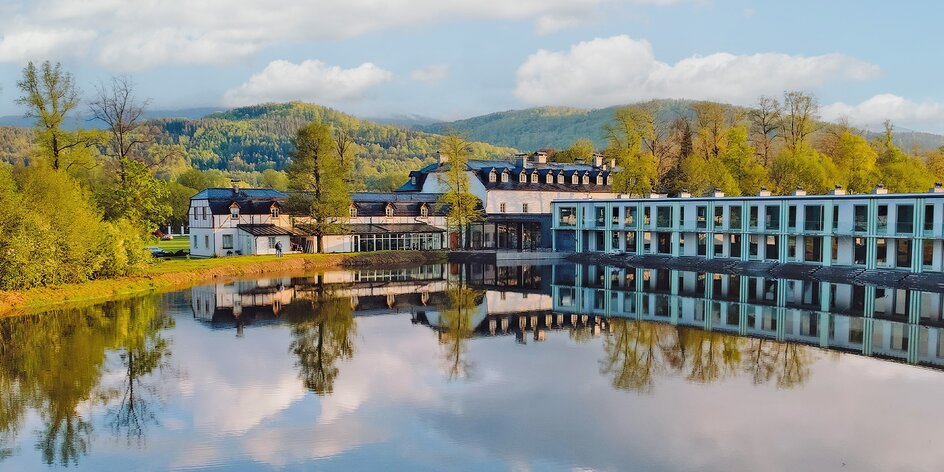 Luxusní pobyt na zámku v polských Krkonoších s jídlem a wellness