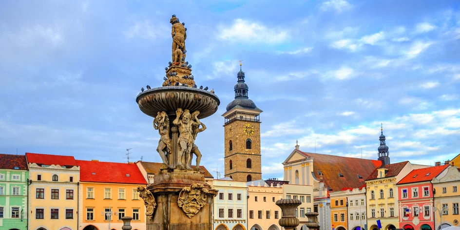 Ve stínu Černé věže: venkovní hra v Budějovicích
