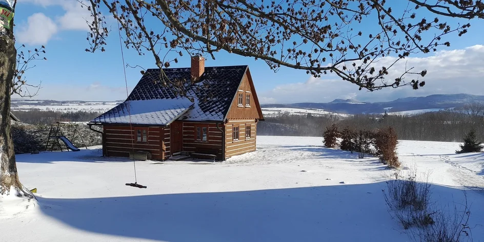 Pronájem stylové roubenky u Adršpachu až pro 8 osob