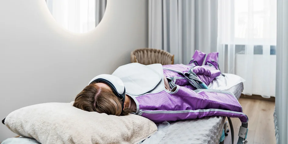 Celotělová přístrojová lymfodrenáž s masáží obličeje