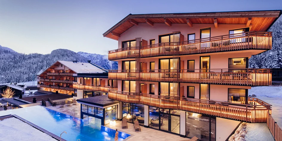 4* Tyrolsko s polopenzí a wellness a lyžování