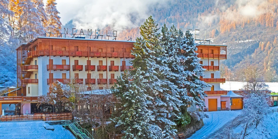 Zimní Val di Sole: 3* hotel s polopenzí i bazénem