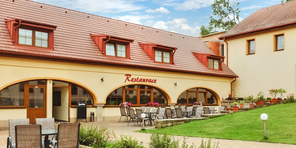 Sportovně-relaxační centrum u Fr. Lázní, snídaně či polopenze