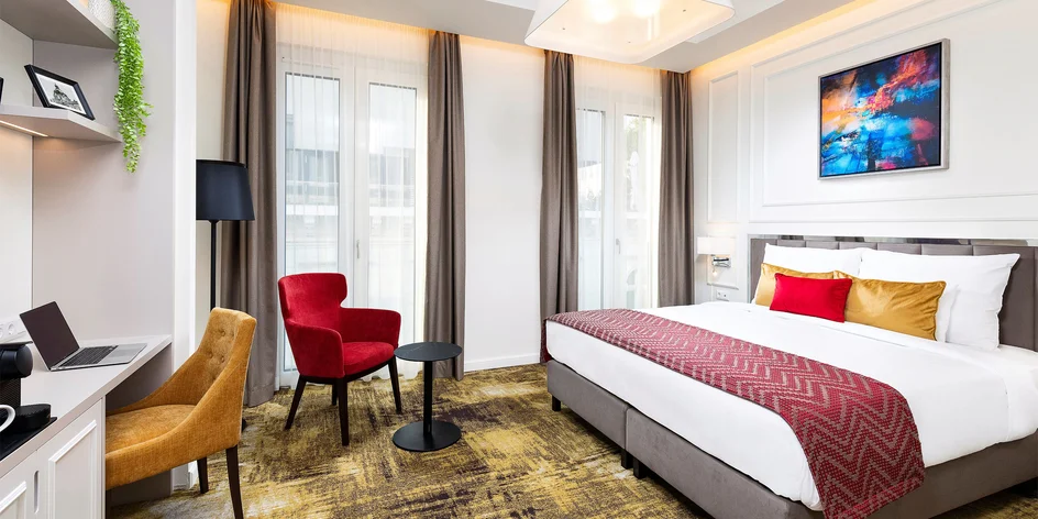 4* hotel v srdci Budapešti: snídaně a neomezené sauny