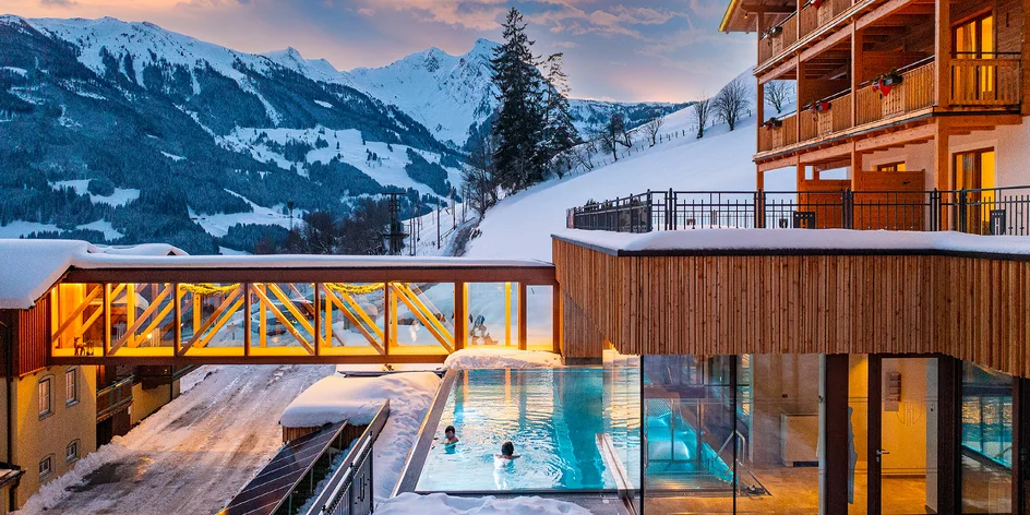 Údolí Gastein: hotel v 1000 m n. m., wellness i polopenze a lyžování